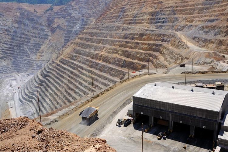 Svg+xml,%3Csvg%20xmlns%3D'http%3A%2F%2Fwww.w3