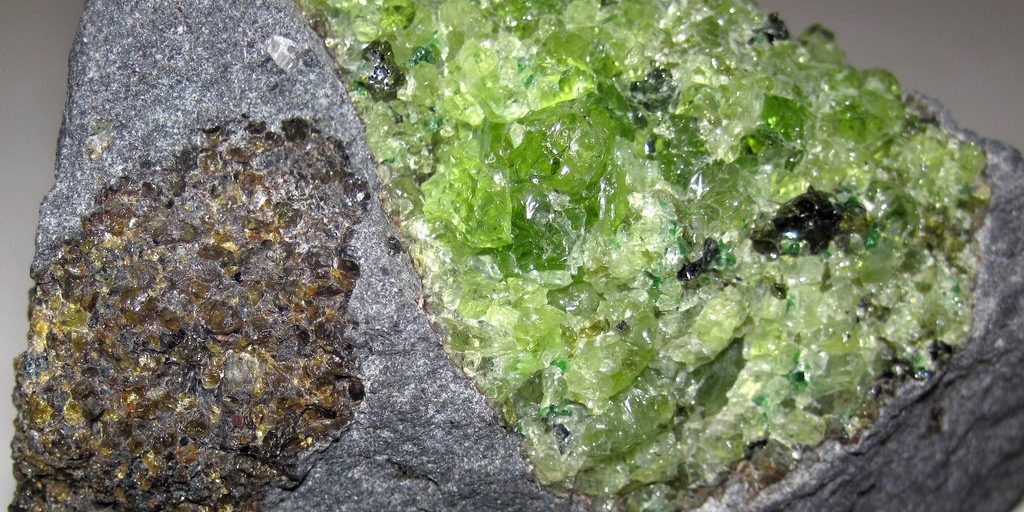 olivine sand price