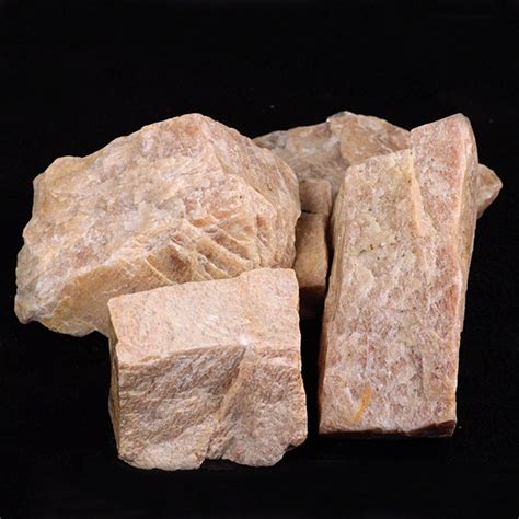Feldspar: An Essential Mineral in Ceramics and Glass Production Feldspar: An Essential Mineral in Ceramics and Glass Production